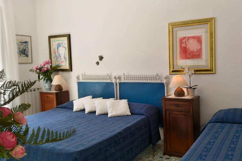 Casa Vacanze Vista Mare Mela B Lipari  Exterior photo