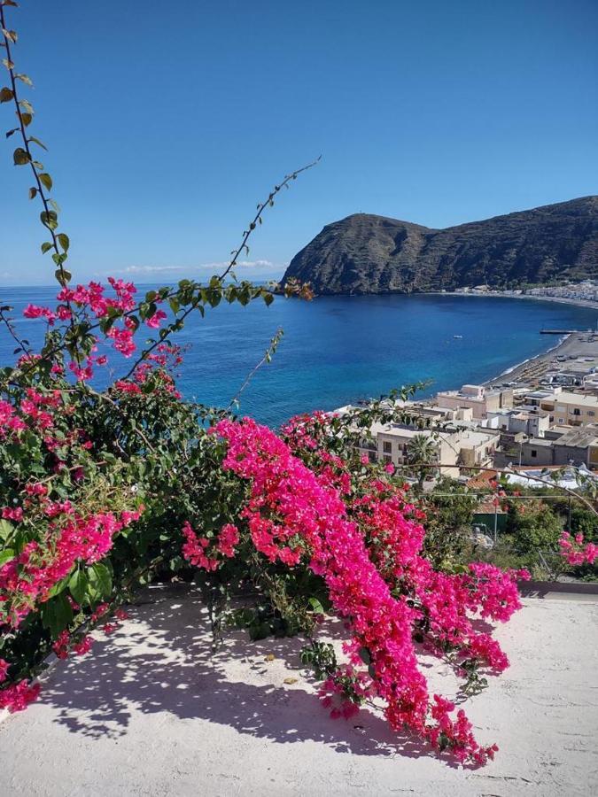Casa Vacanze Vista Mare Mela B Lipari  Exterior photo